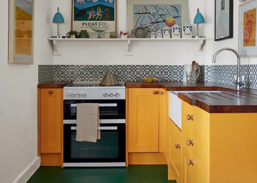 Model Dapur Minimalis dengan Cahaya yang Simpel